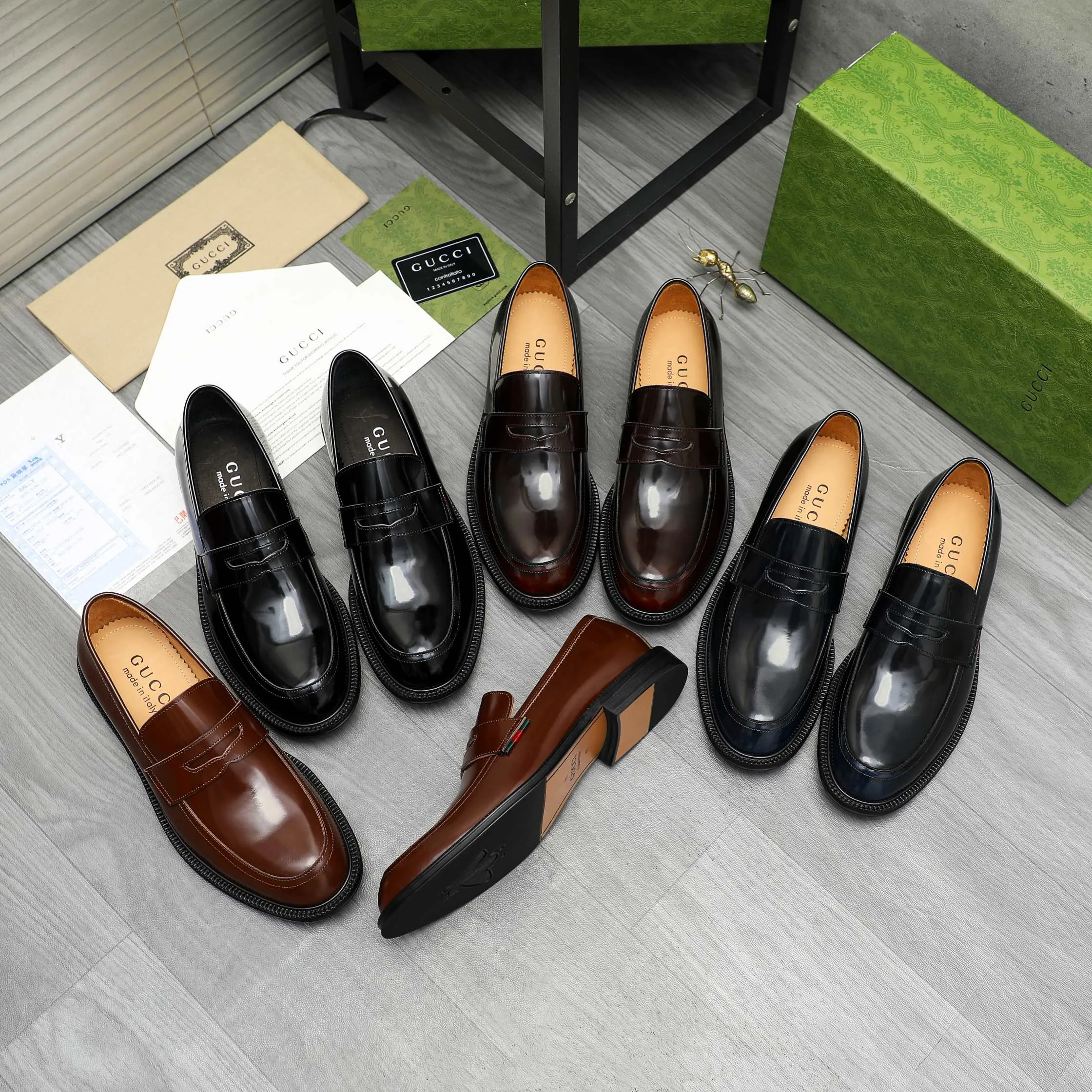 Men's shoes 💰500 Product trademark: GUCCI "Gucci" business slip-on leather shoes Regular size: 38-44 (45.46 custom-made, non-returnable) Product materials: Selected color-brushed cowhide upper, cowhide lining, original rubber outsole